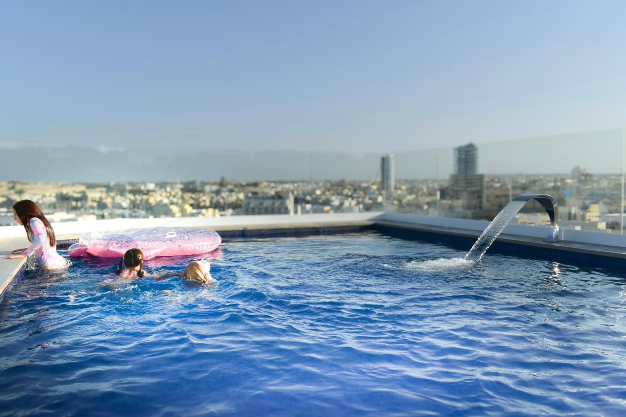 Cast Apartments Gzira ภายนอก รูปภาพ
